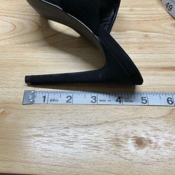 Steve Madden Radar Heels Sandals Black Silver Toned Studded Bands 4.5” Heels 8.5 - Picture 10 of 16